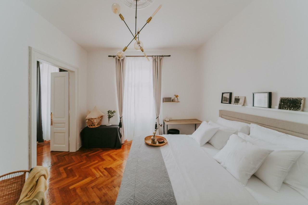 Alloro Boutique Apartment PUY Eksteriør bilde